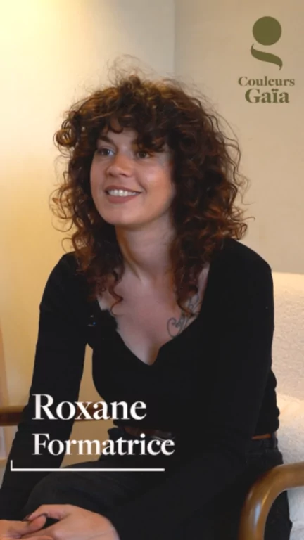 Miniature vidéo présentant Roxane, formatrice à la coloration végétale chez Couleurs Gaïa