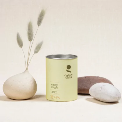 Masque purifiant 100% naturel à l’argile verte. Pot 240g ambiance naturelle