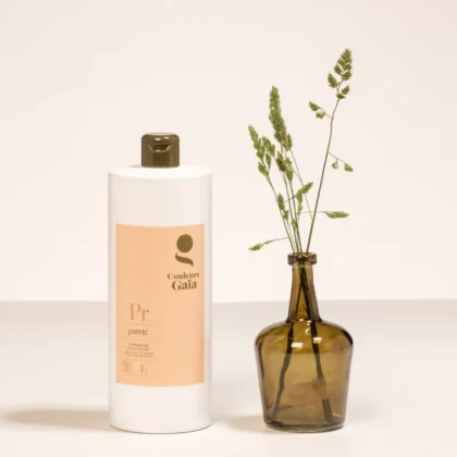 Shampoing Pureté équilibrant certifié bio 1L pot fermé ambiance naturelle