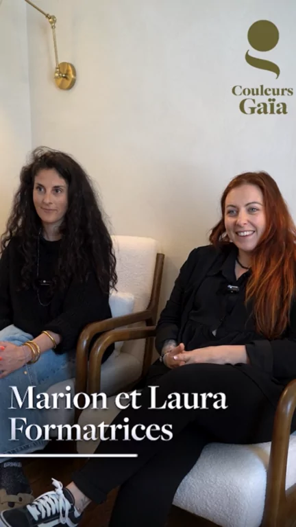 miniature vidéo de Marion et Laura, coiffeuse et formatrice couleurs gaïa